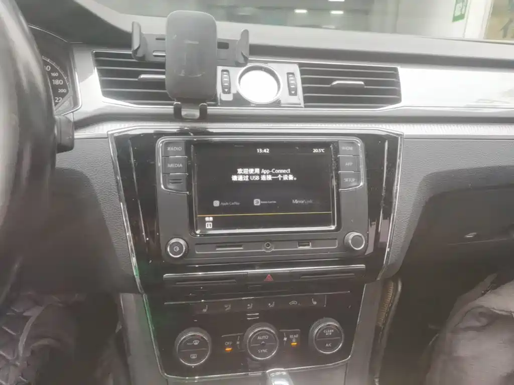 Volkswagen Passat — миниатюра 13