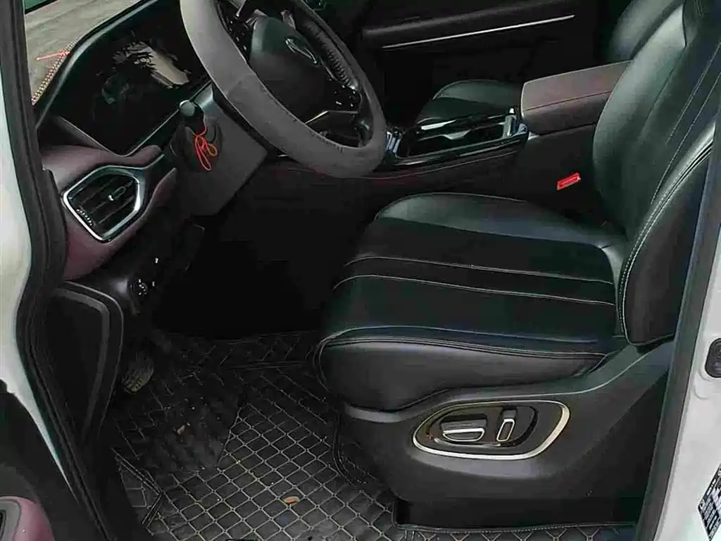 GAC Motor Trumpchi M6 — миниатюра 4