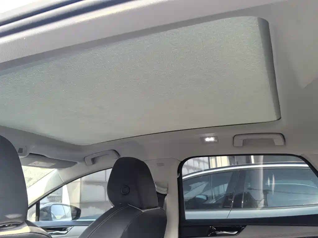 VOLKSWAGEN ID.7 VIZZION