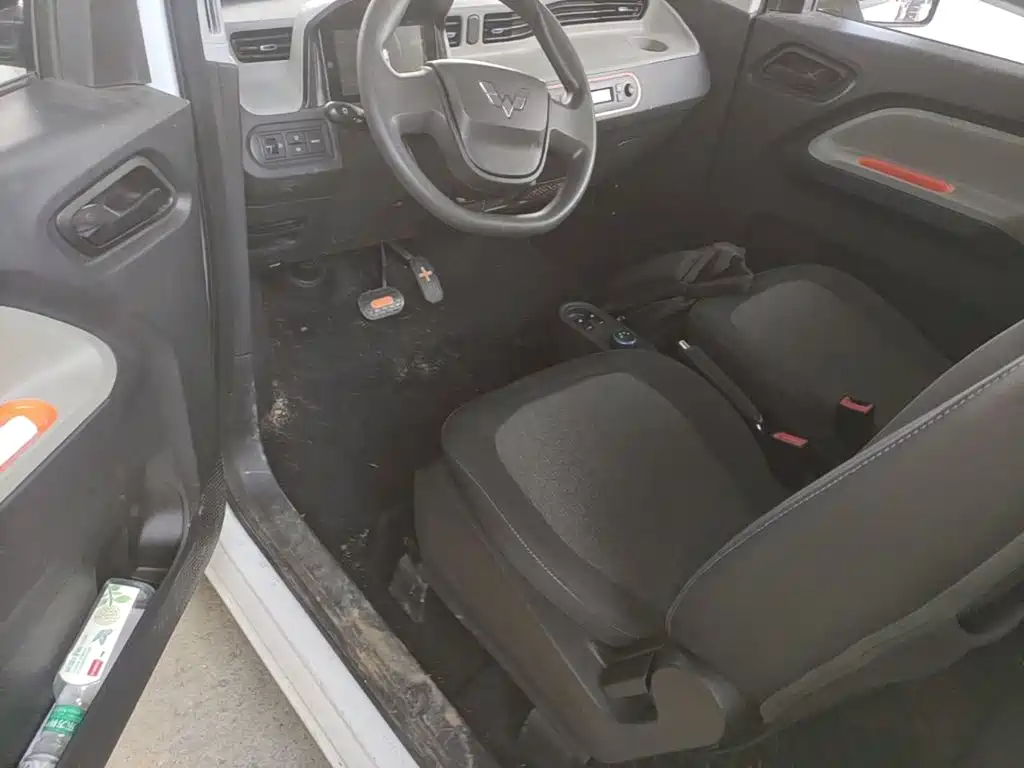 Wuling MINIEV — миниатюра 15