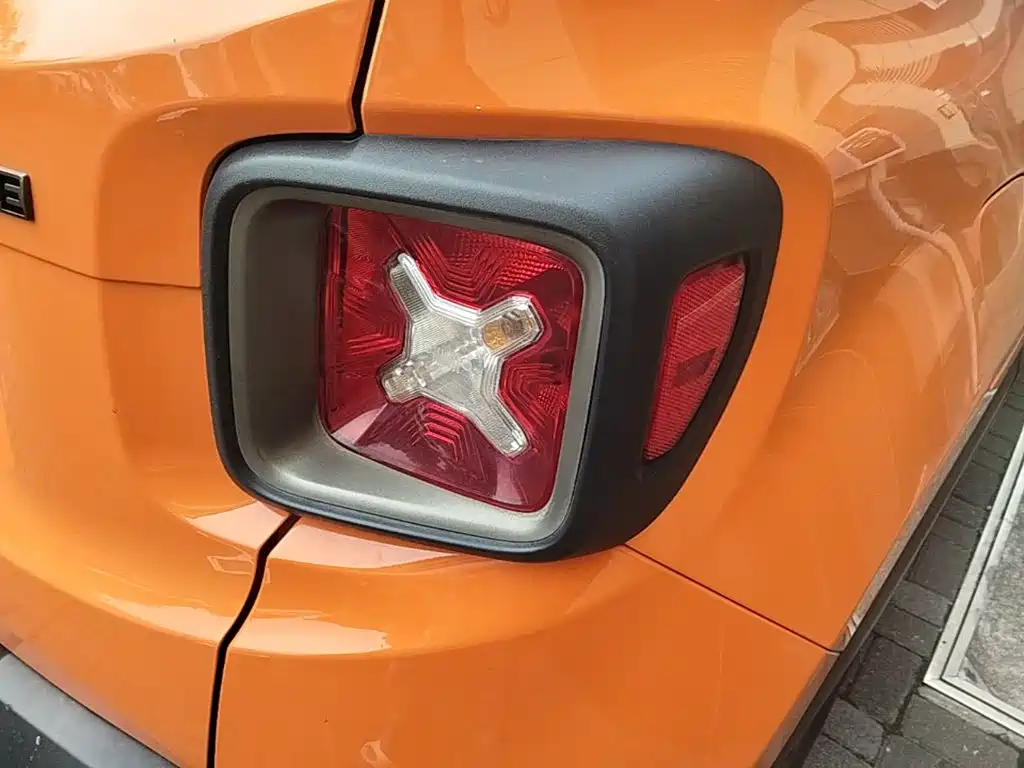 Jeep Renegade — миниатюра 8