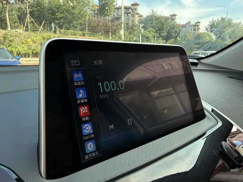 Mitsubishi Eclipse Cross — миниатюра 10
