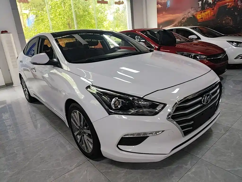 Hyundai Mistra — миниатюра 4