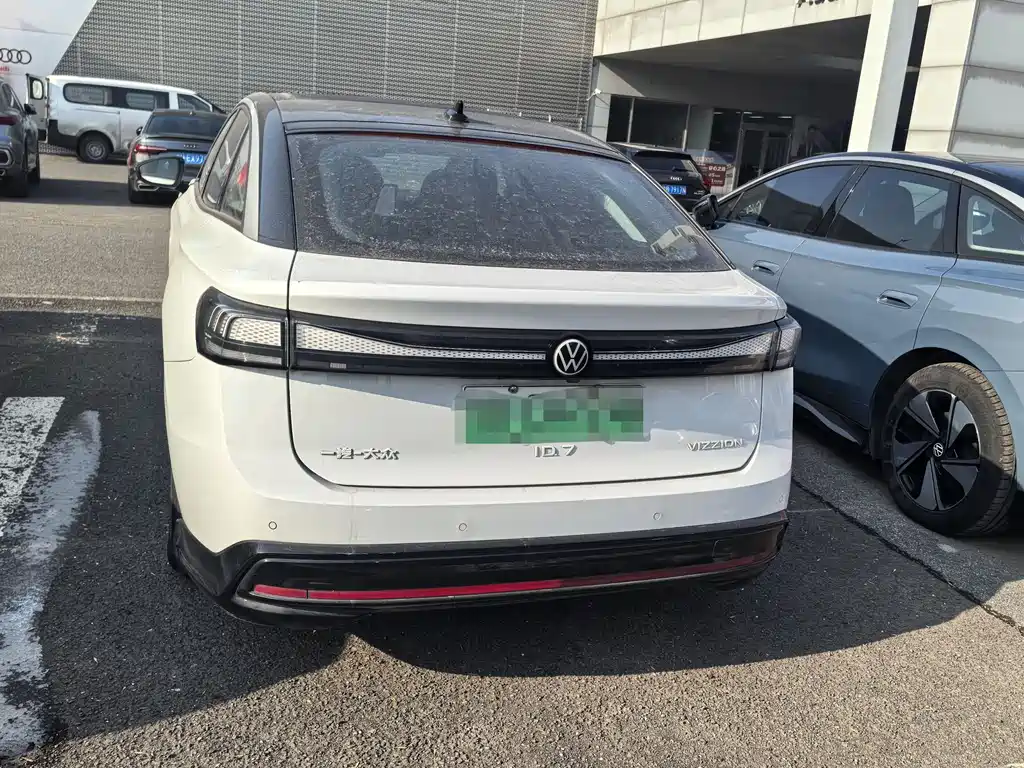 VOLKSWAGEN ID.7 VIZZION