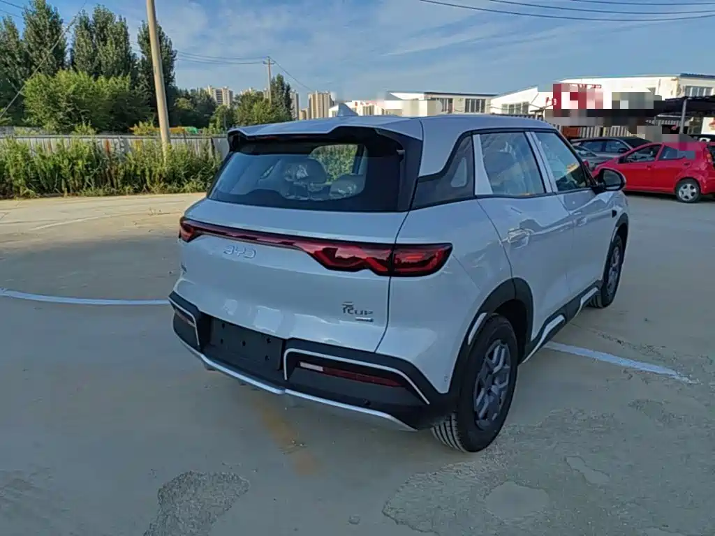 BYD Yuan UP — миниатюра 7