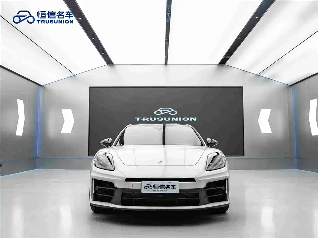 Porsche Panamera — миниатюра 2