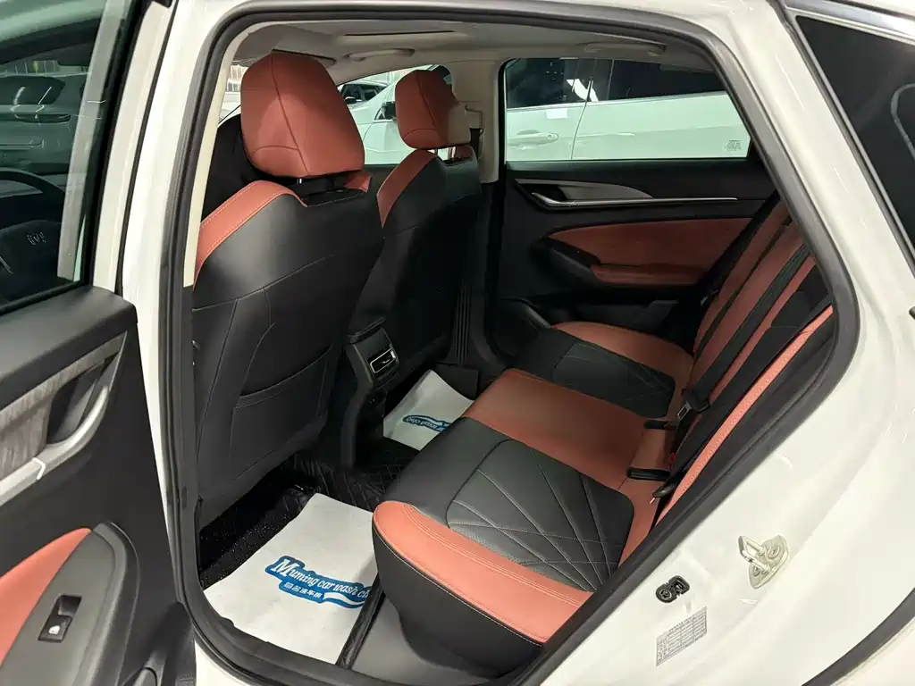 Changan Eado — миниатюра 6