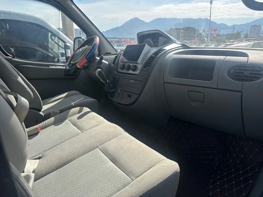 SAIC MAXUS XINTU V80