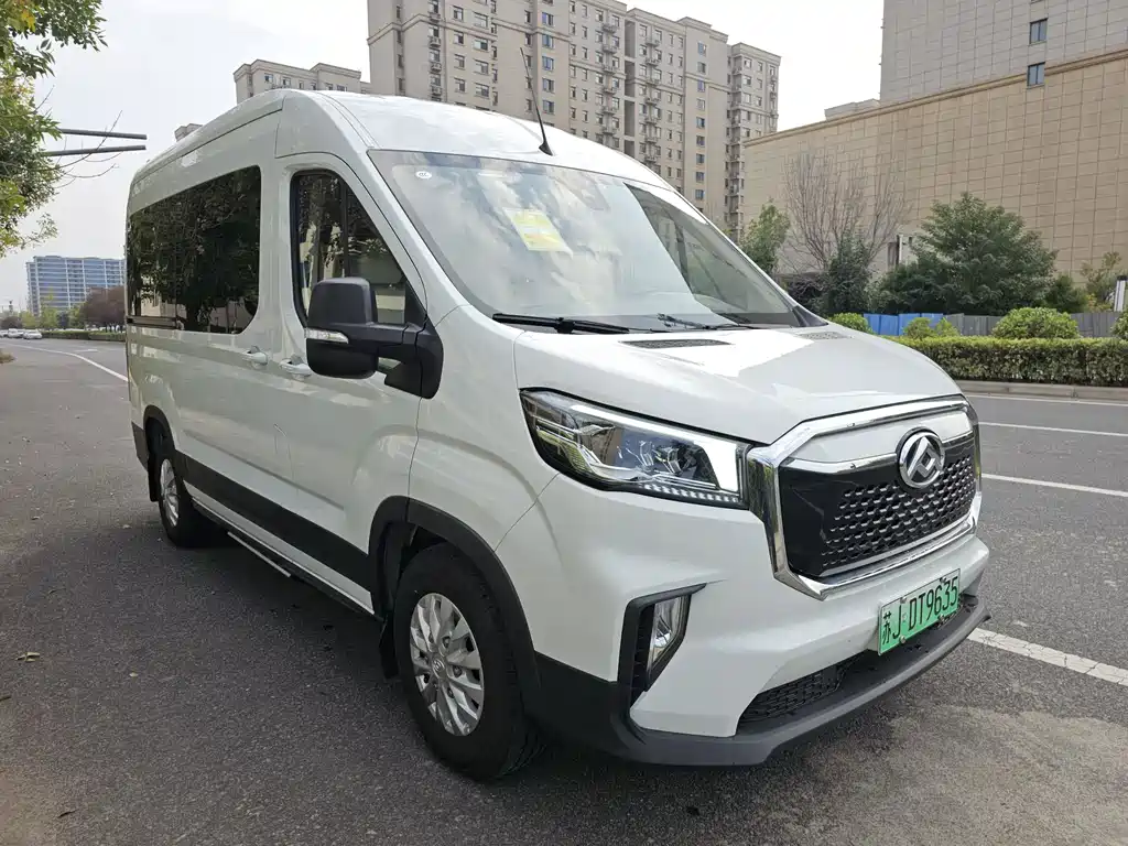MAXUS 新途EV90 — миниатюра 3