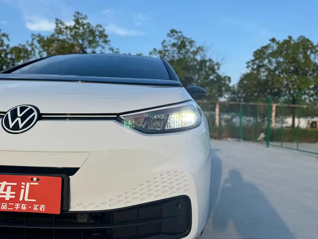 Volkswagen ID.3 — миниатюра 10