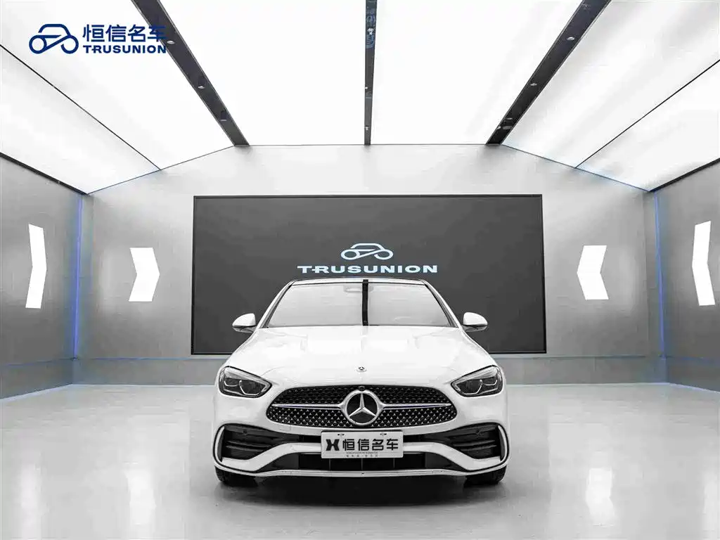 Mercedes-Benz C-Class — миниатюра 2
