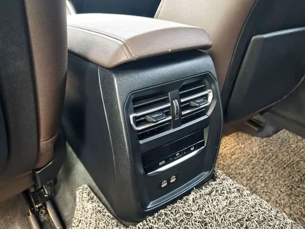 BMW 3 Series — миниатюра 11