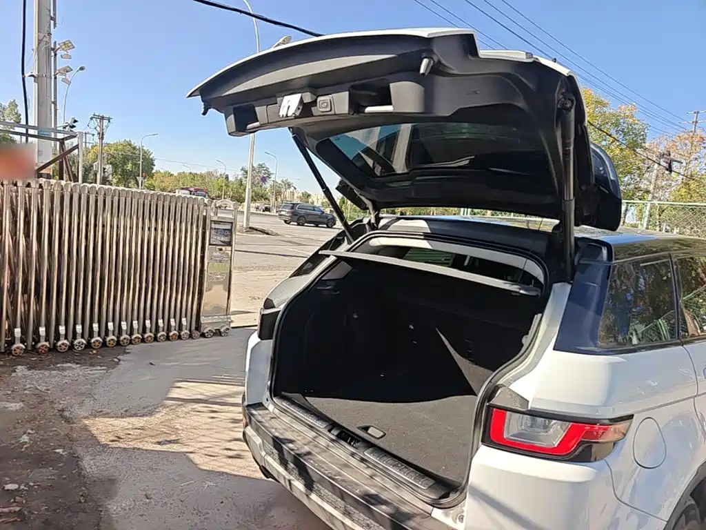 Land Rover Evoque — миниатюра 19