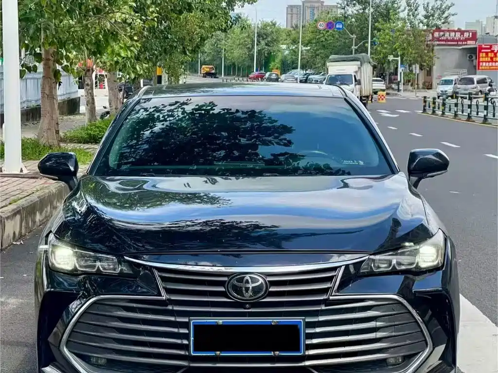 Toyota Avalon — миниатюра 2