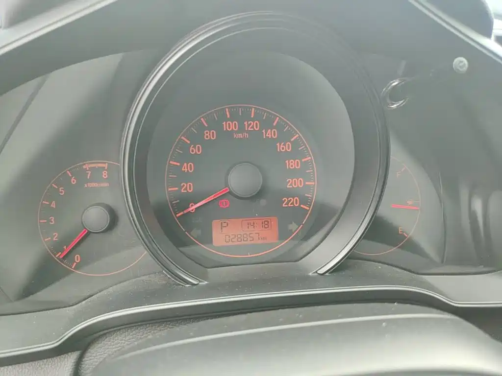 Honda Fit — миниатюра 12