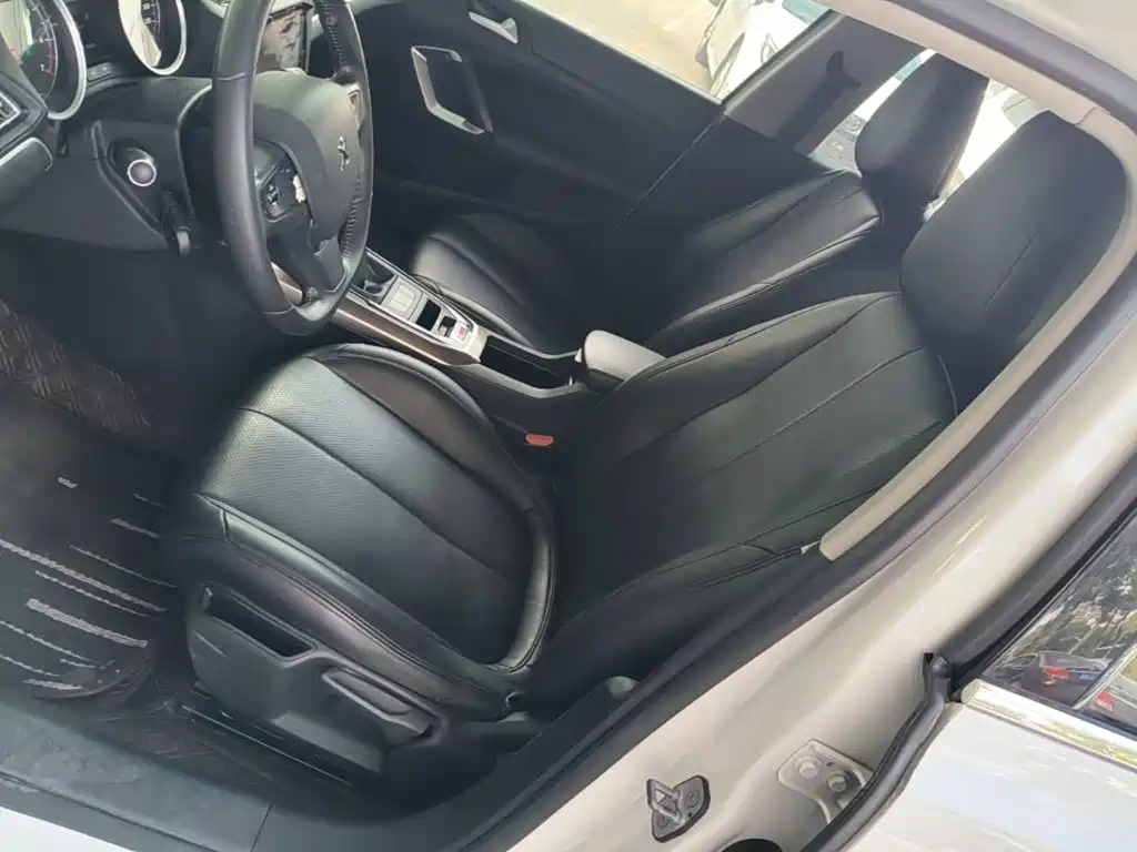Peugeot 408 — миниатюра 15