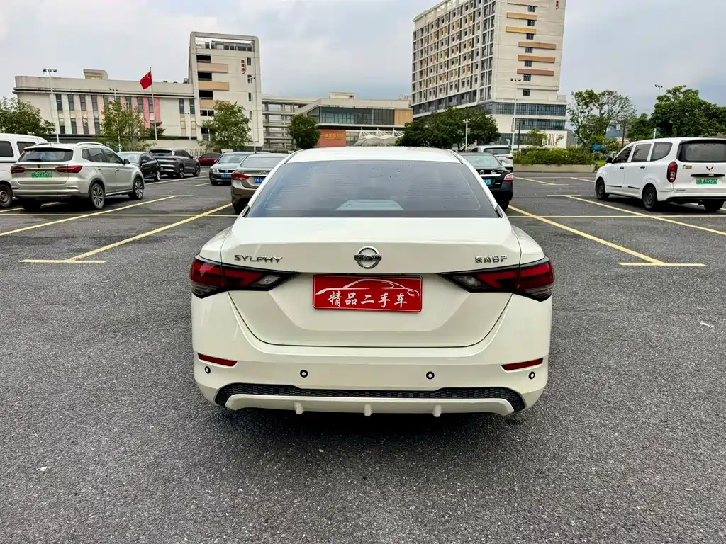 Nissan Sylphy — миниатюра 4
