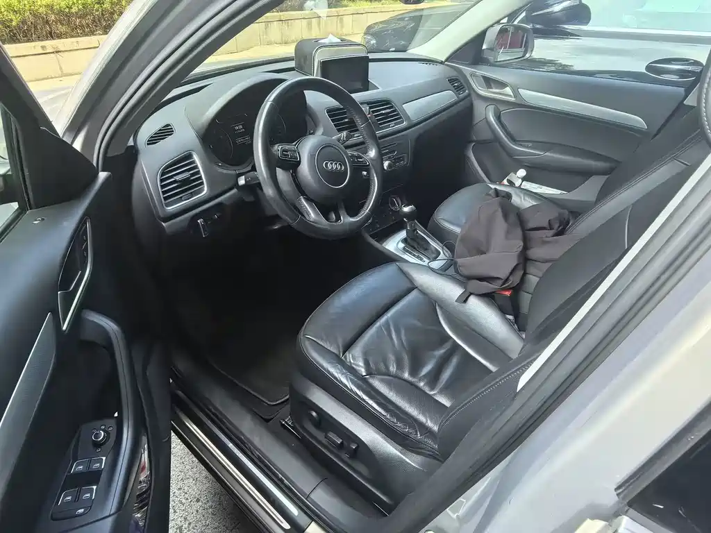 Audi Q3 — миниатюра 4