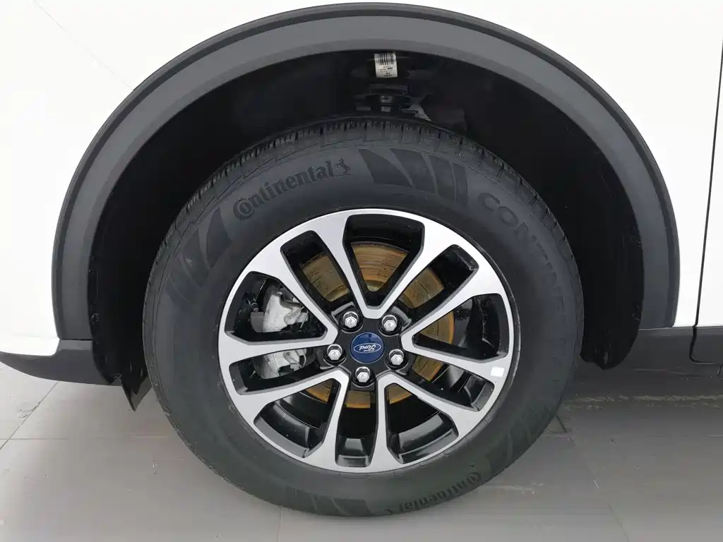Ford Escape — миниатюра 17