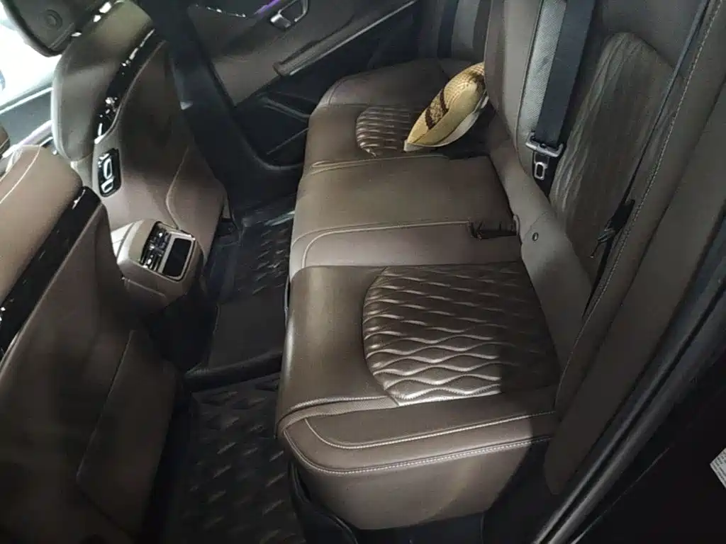 BYD Han — миниатюра 17
