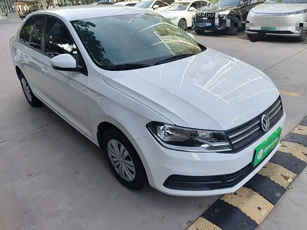 Volkswagen Santana — миниатюра 4