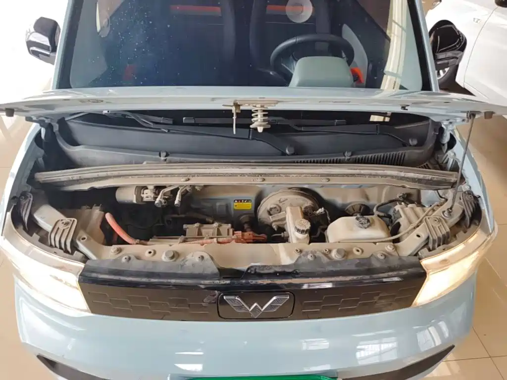 Wuling MINIEV — миниатюра 20