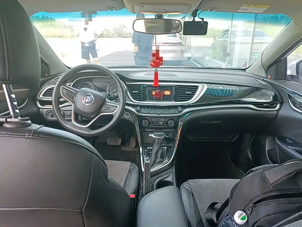 Buick Excelle — миниатюра 10