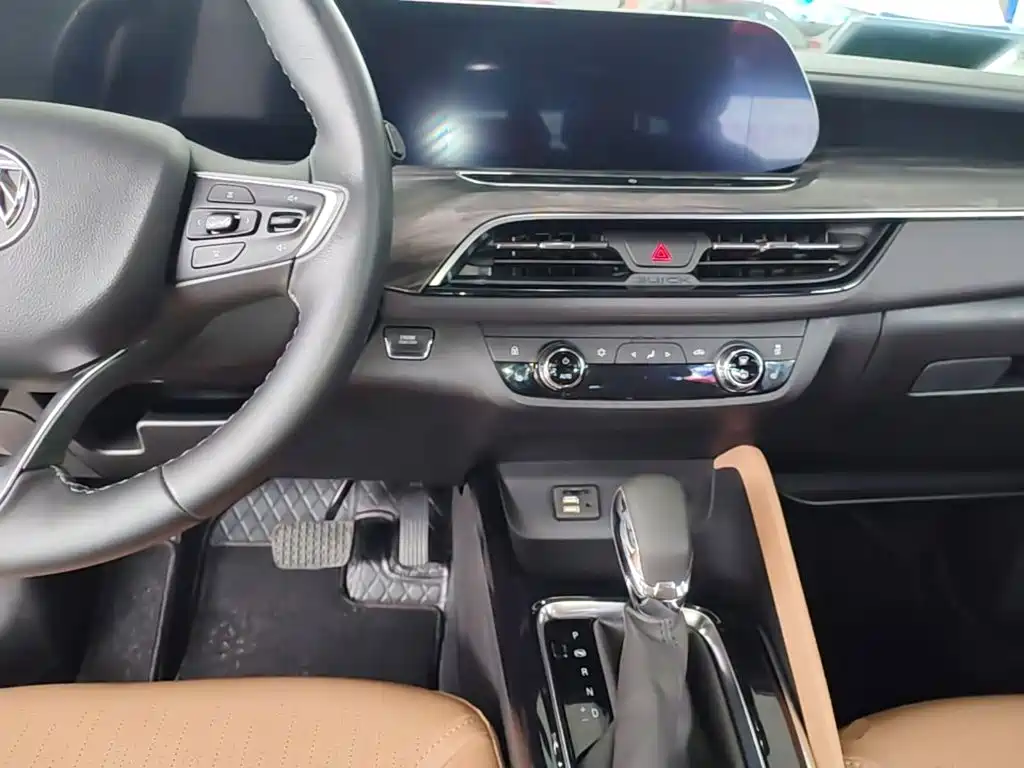 Buick GL6 — миниатюра 10
