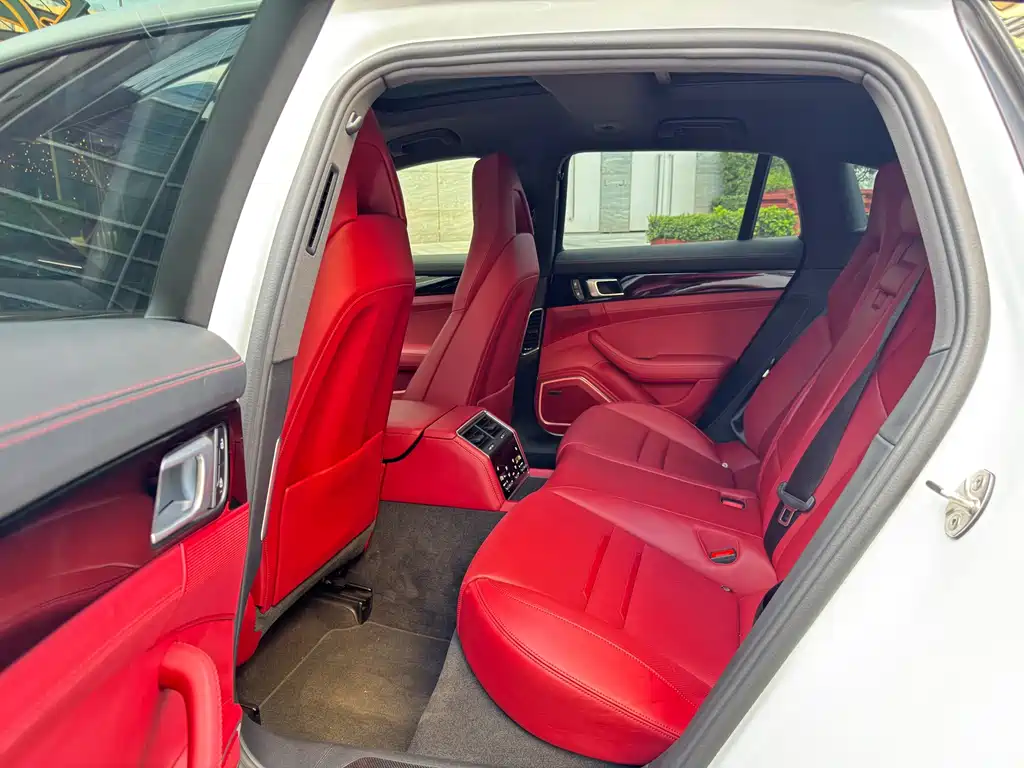 Porsche Panamera — миниатюра 7