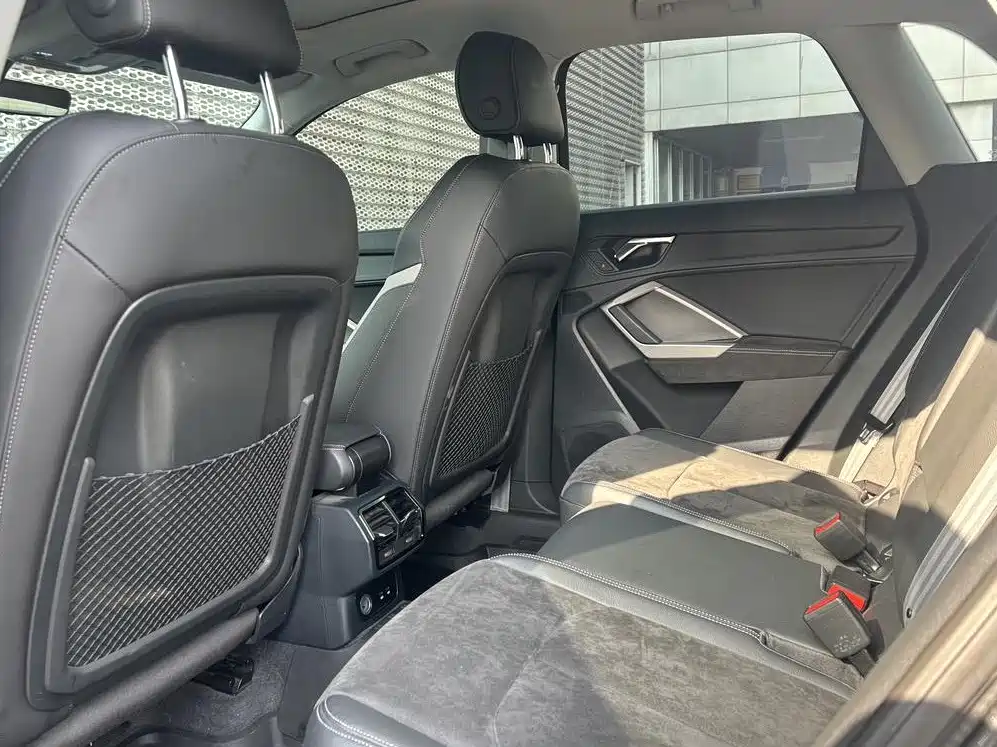 Audi Q3 — миниатюра 11
