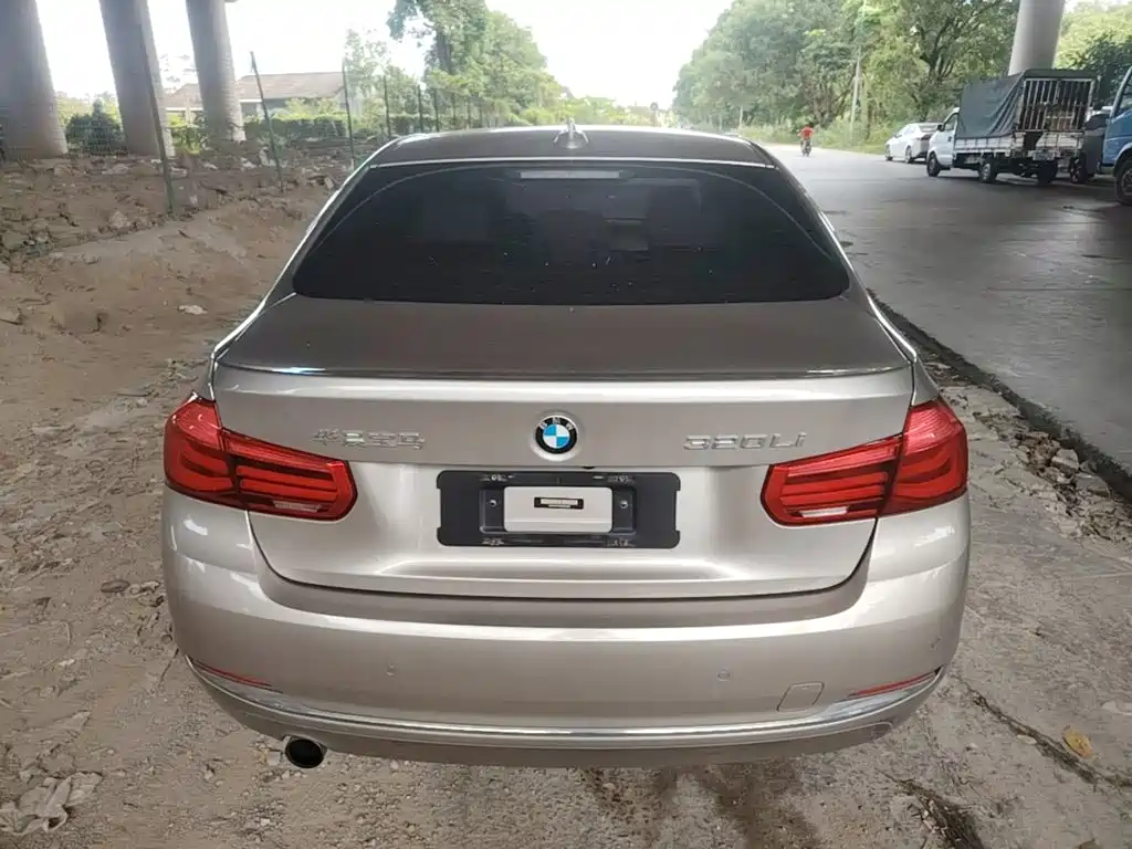 BMW 3 Series — миниатюра 6