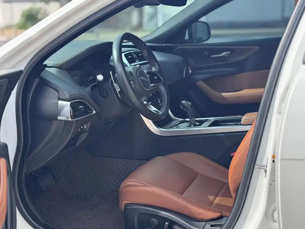 Jaguar XEL — миниатюра 6