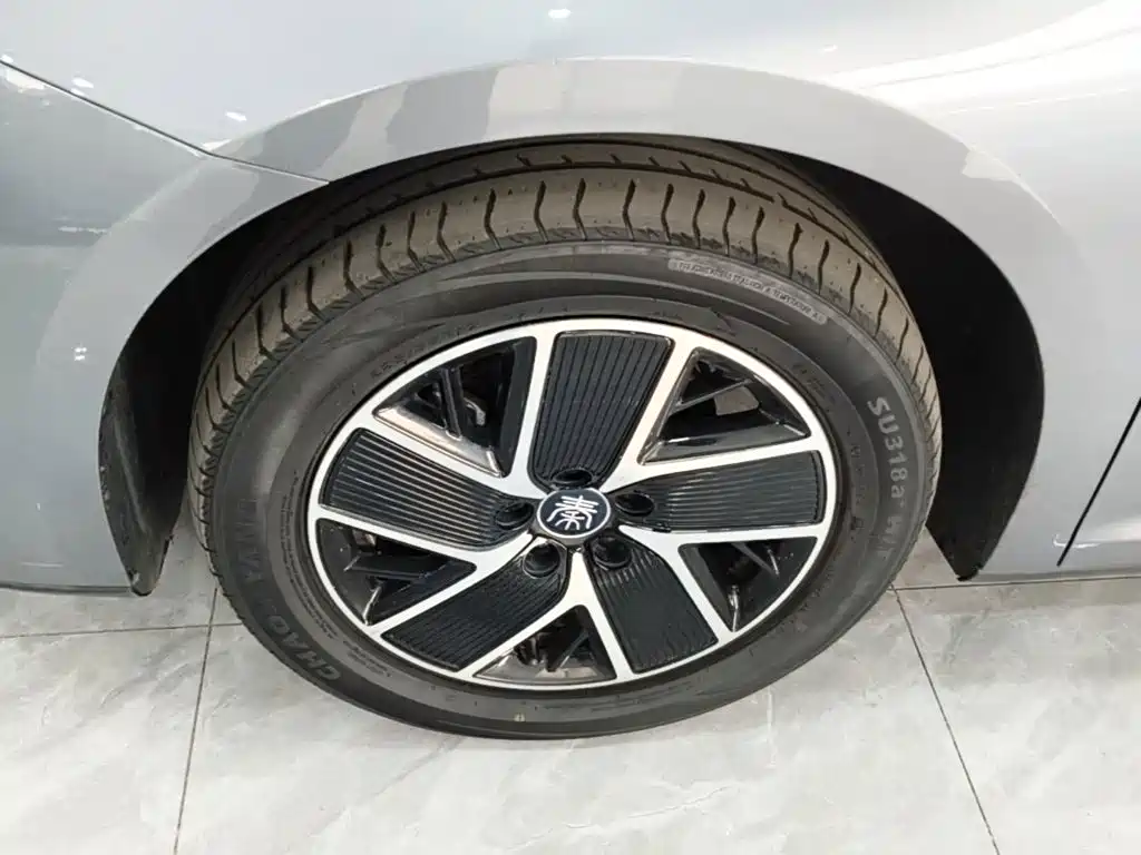 BYD Qin L — миниатюра 23