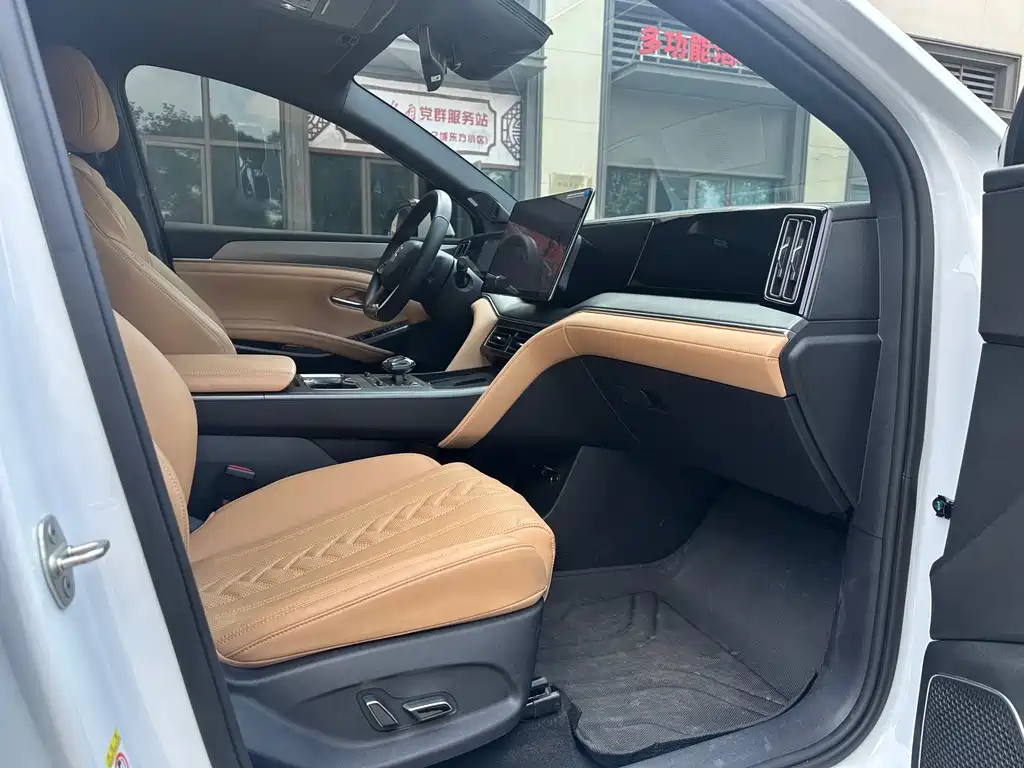 BYD L DM-i — миниатюра 14