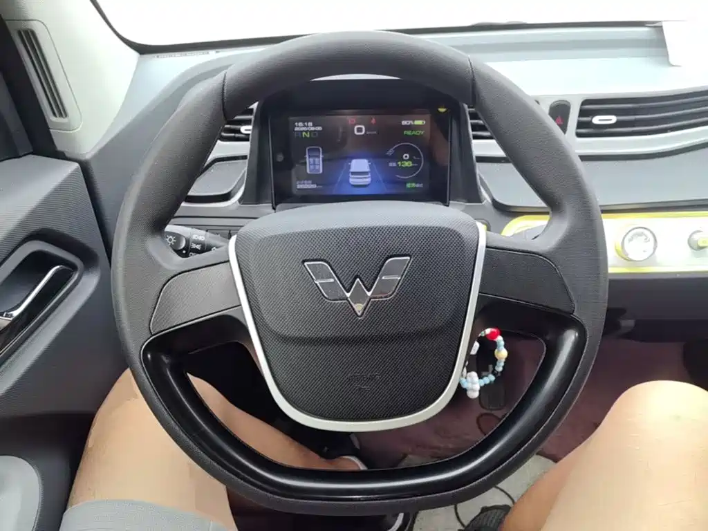 Wuling MINIEV — миниатюра 11