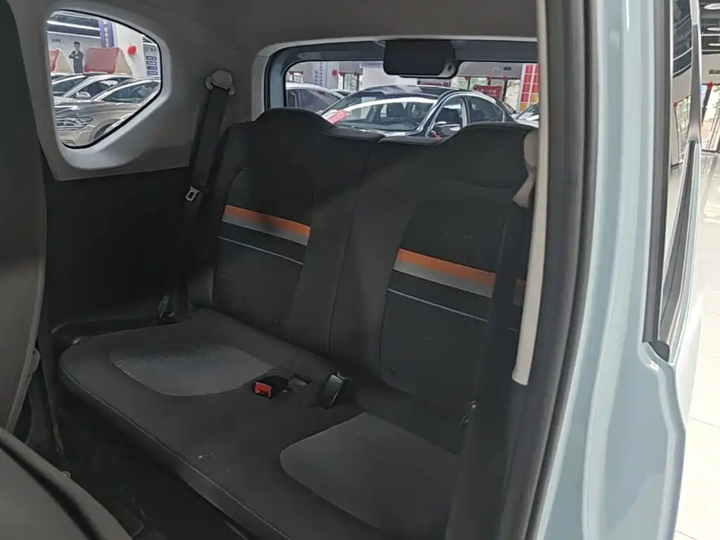 Wuling MINIEV — миниатюра 17