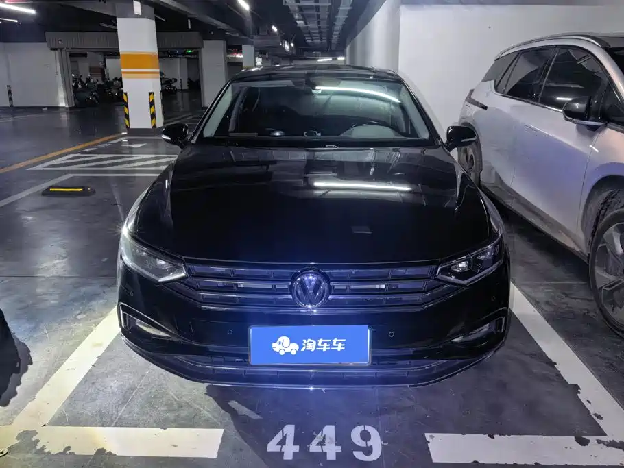 Volkswagen Magotan — миниатюра 2