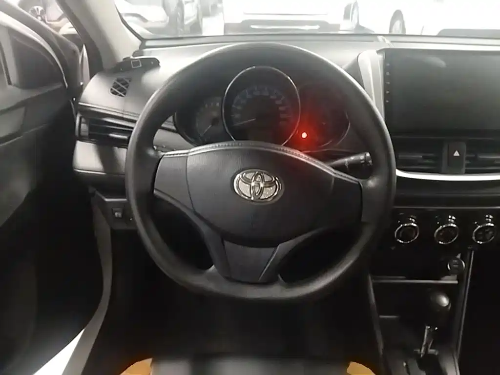Toyota Vios FS — миниатюра 11