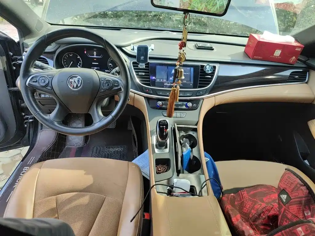 Buick LaCrosse — миниатюра 13