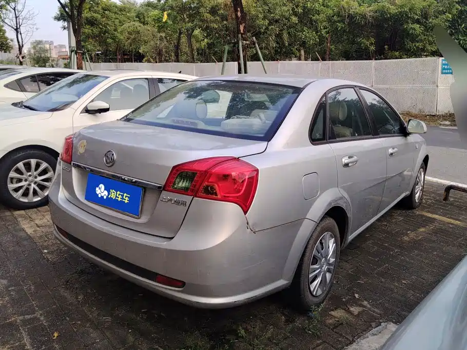 Buick Excelle — миниатюра 3