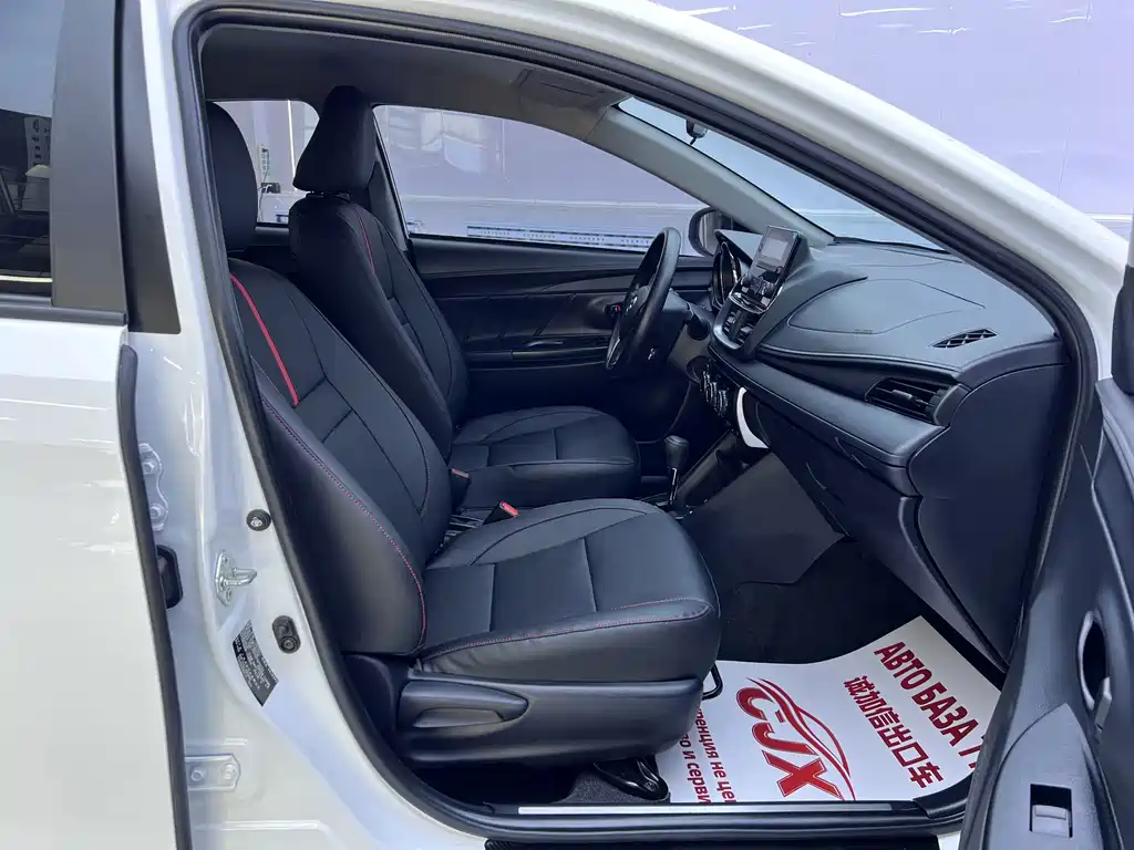 Toyota Yaris L — миниатюра 16