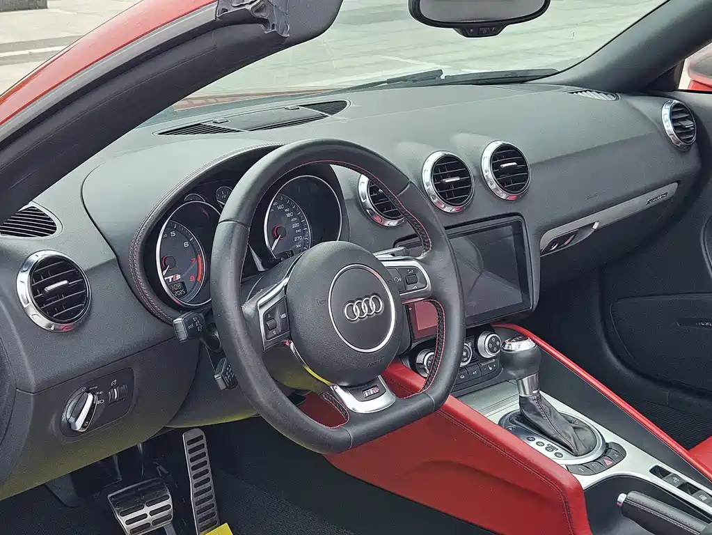 Audi TTS TTS Roadster 2.0TFSI quattro, фото 14