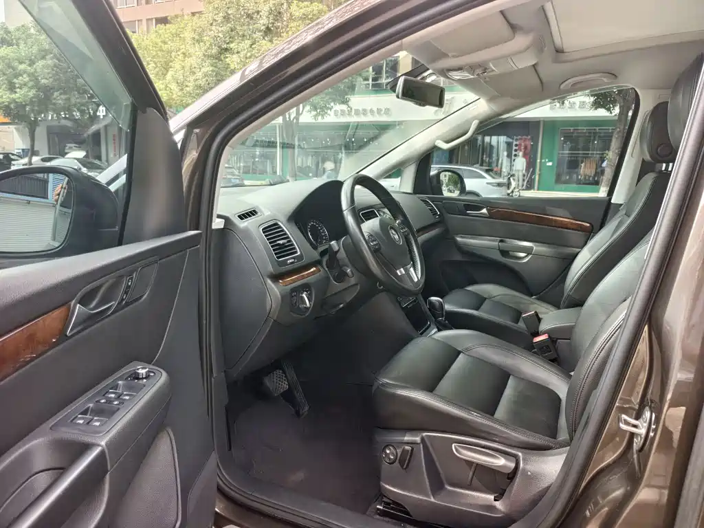 Volkswagen Sharan — миниатюра 7