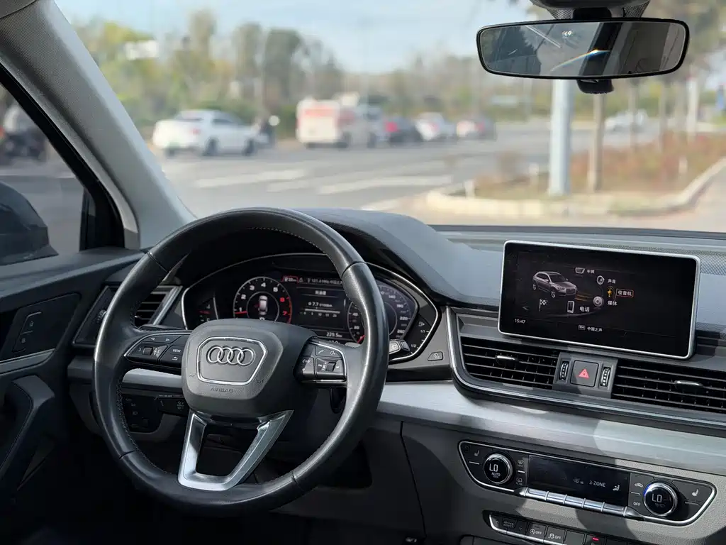 Audi Q5L — миниатюра 12
