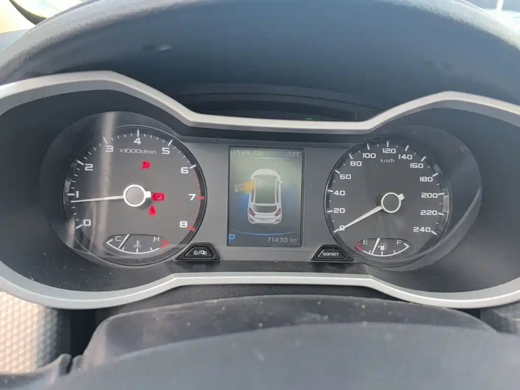 Geely Emgrand GS — миниатюра 12