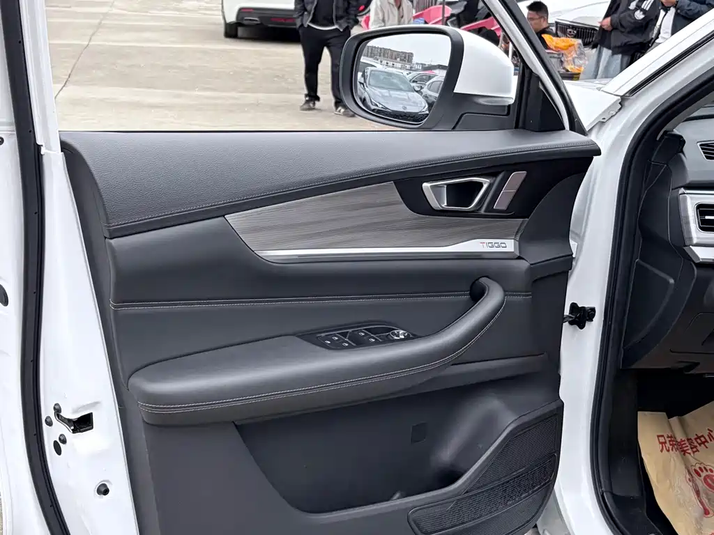 Chery Tiggo 8 — миниатюра 4