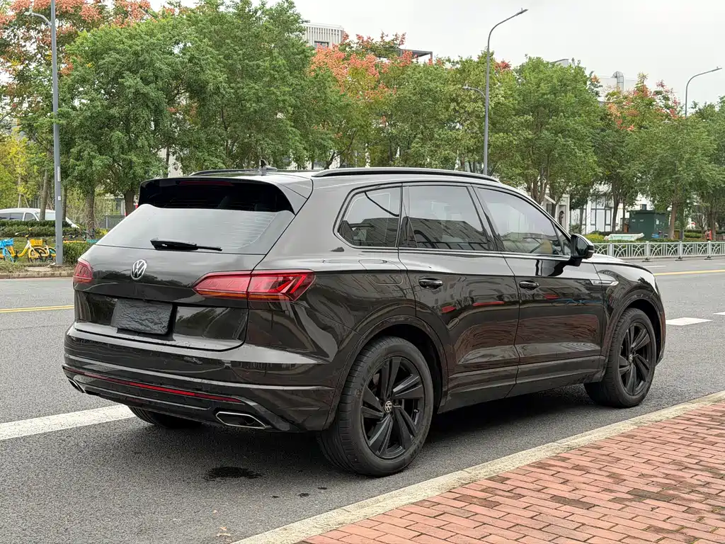 Volkswagen Touareg — миниатюра 4