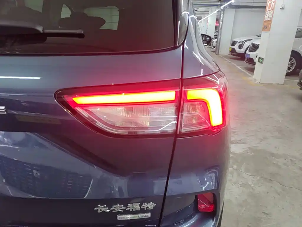Ford Escape — миниатюра 8