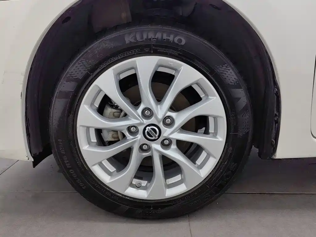 Nissan Sylphy — миниатюра 17