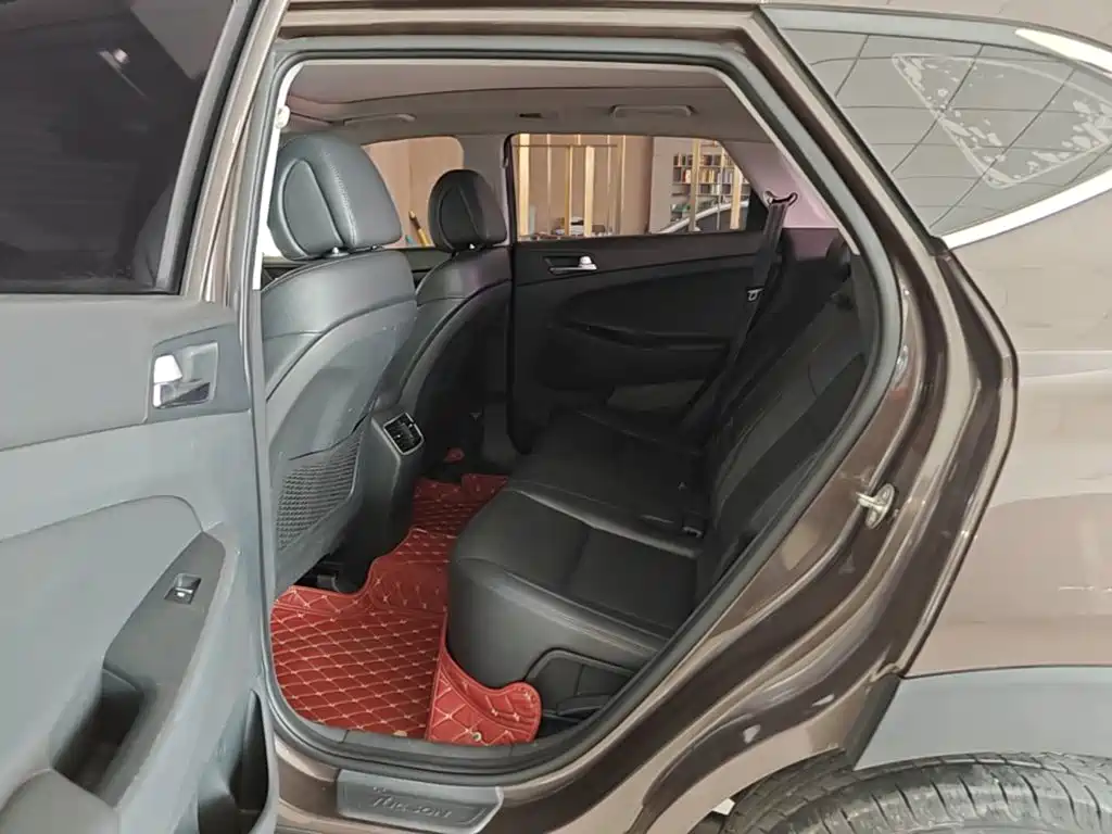 Hyundai Tucson — миниатюра 17